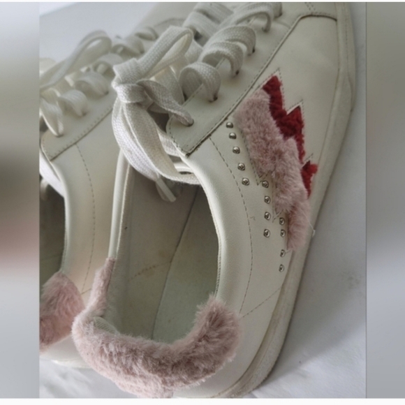 Aldo Cream and Red Sneakers - Picture 2 of 6